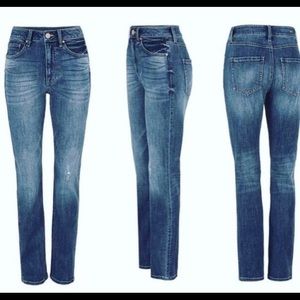 SOLD OUT Cabi higher straight jeans